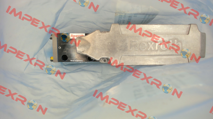 P/N: R901382318, Type: 4WRPEH 6 C4B12L-3X/M/24A1 Rexroth